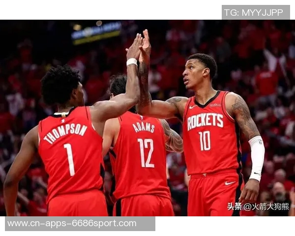 乌度卡称赞小贾表现出色关键时刻命中三分助力球队逆转胜利